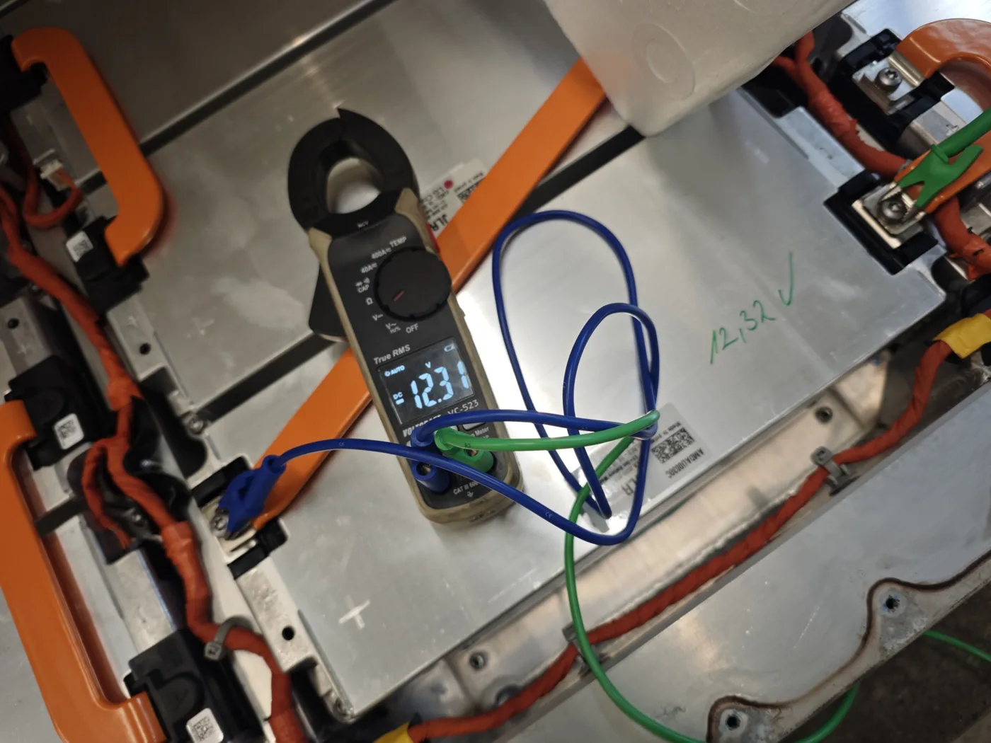 Modulonkénti feszültségmérés